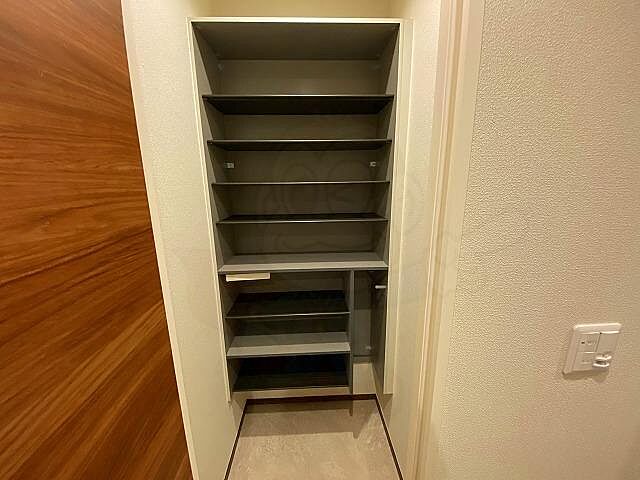 収納