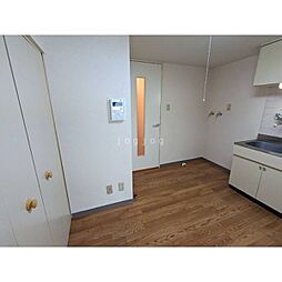 トーワビルデンス 605 6階1DKのリビング/ダイニング