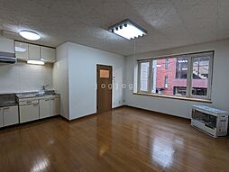 スカイハイツ3 101 1階1LDKのリビング/ダイニング