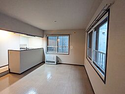 アーバンテラス南6条 301 3階1LDKのリビング/ダイニング