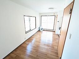 Ｌ’ｏｕｅｓｔ円山（ルウエスト円山） 201 2階1LDKのリビング/ダイニング