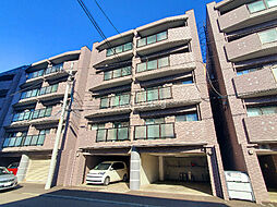 カサール・ガルシア