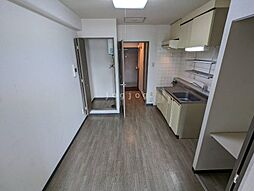 シルキーハイツ裏参道 402 4階1DKのリビング/ダイニング