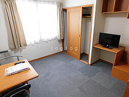 レオパレスリべェール 303 3階1Kのリビング/ダイニング