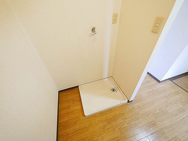 画像24:洗濯機置き場は室内にあり