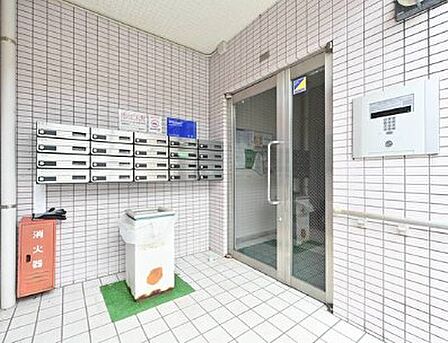 オーナーチェンジ物件です、現在賃貸中の為、自己利用は出来ません!表面利回り9.33%(月額賃料45,100円(管理費込み))