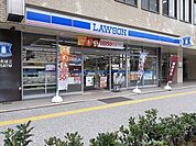 ローソン 福岡西鉄大手門ビル店（374m）