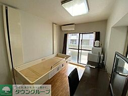 東京メトロ千代田線 代々木公園駅 徒歩6分の賃貸マンション 3階1Kのリビング/ダイニング