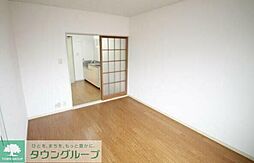 ヴァンヴェールII 103 1階1Kのリビング/ダイニング