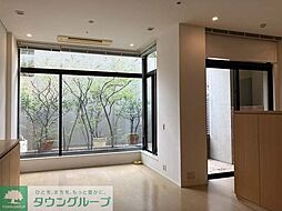 マスタービューレジデンス 101 1階1Kのリビング/ダイニング