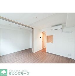 ウェルスクエア駒場東大前 203 2階1LDKのリビング/ダイニング