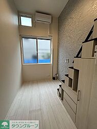 レジデンス・イン初台 105 1階ワンルームのリビング/ダイニング