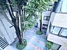 洋室：3階洋室約12.5帖洋室部分のテラスからの眺望
