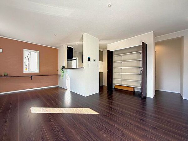 リビング/ダイニング