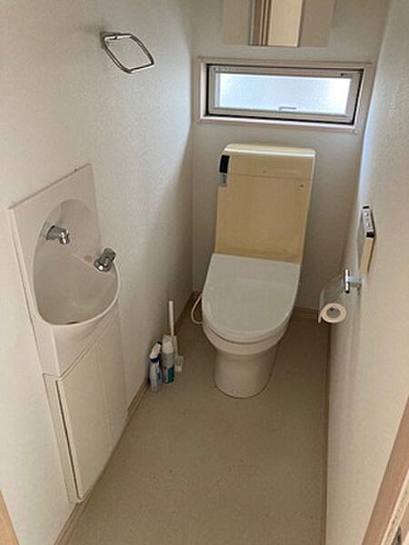 トイレを拡大表示