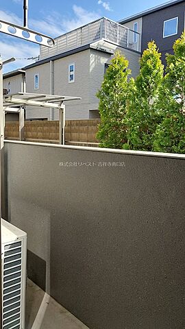 バルコニー