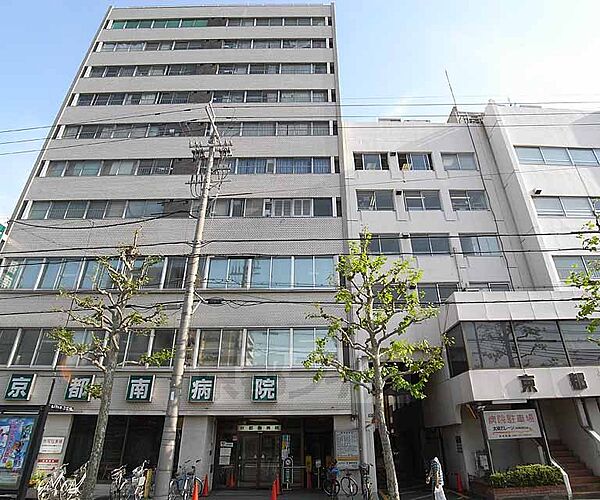 画像30:総合病院京都南病院まで1200m 西大路七条の交差点を東に入って頂いた七条通り沿いにあります。