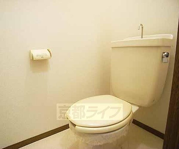 画像10:洋式トイレ