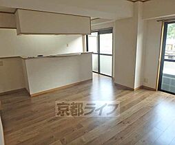 グレーヒル嵐山 305 3階3LDKのリビング/ダイニング