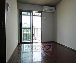 モダンクラウド 103 1階ワンルームのリビング/ダイニング