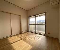 ジョイ嵯峨野 301 3階2DKのリビング/ダイニング