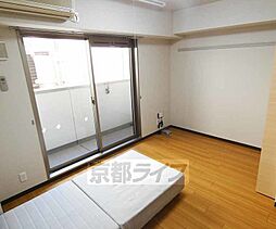 レスペランス西小路 101 1階ワンルームのリビング/ダイニング