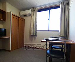 レオパレス嵯峨野 213 2階1Kのリビング/ダイニング