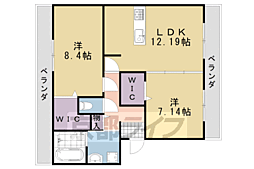 ストラーダ 3階2LDKの間取り