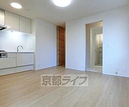 JR東海道・山陽本線 向日町駅 徒歩9分の賃貸アパート 3階1LDKのリビング/ダイニング