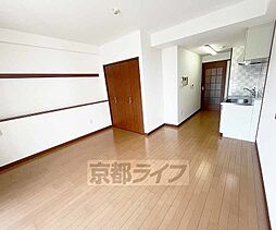 ノーブルハウス 204 2階ワンルームのリビング/ダイニング