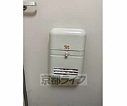 玄関の郵便受けです。