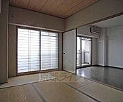 和室とリビングです。