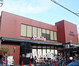 フレスコスマイル藤森店まで477m 本町通り沿い。直違橋の商店街内にございます