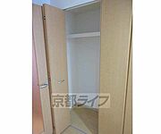 大きいクローゼットが付いています