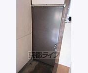 玄関ドアです