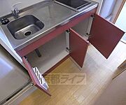 キッチン収納も充実しています。