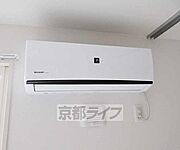 エアコンも付いてます・