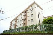 「白幡台住宅6号棟」2階部分の南向き！　新規リフォーム済みです♪