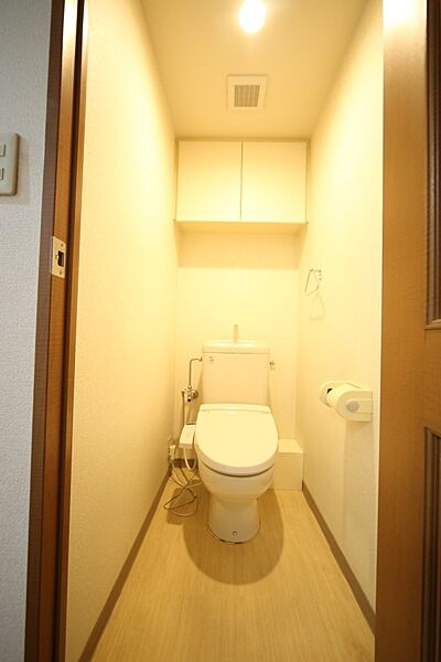トイレを拡大表示