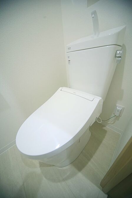 温水洗浄機能付きトイレで、いつも快適にお使いいただけます♪