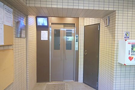 エレベータがございますので、お部屋への移動が安心ですね。