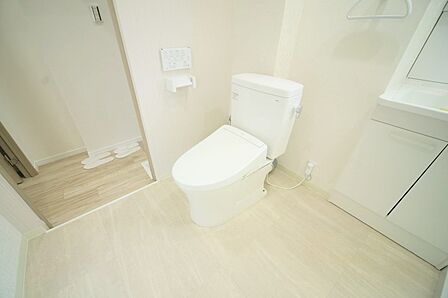 温水洗浄機能付きのトイレで、いつも快適に♪