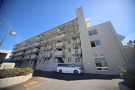 新耐震基準のマンションです! 総戸数43戸となっております♪