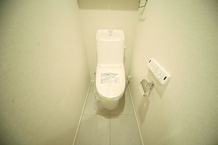 温水洗浄機能付きトイレで、いつも快適にお使いいただけます♪