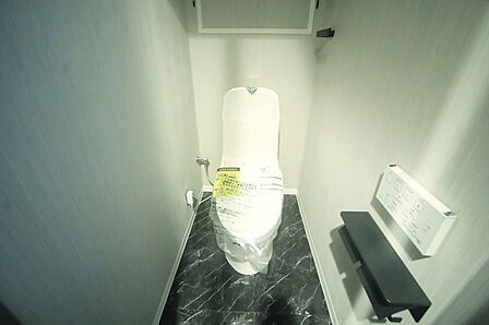 温水洗浄機能付きトイレで、いつも快適にお使いいただけます♪