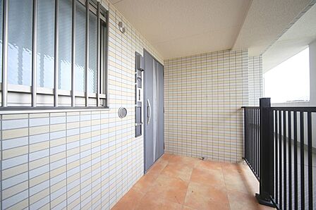 内覧のご予約・お問い合わせ、お待ちしております♪