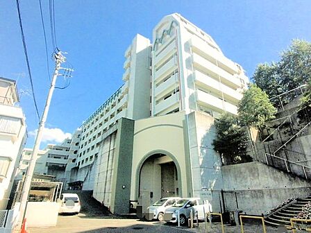 JR南武線「久地」駅まで、徒歩8分でございます♪