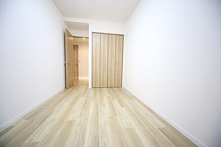 洋室約5帖は、お子様部屋にいかがでしょうか♪