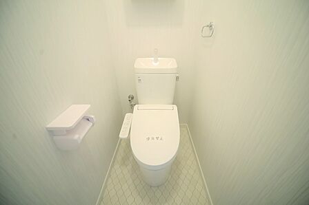 温水洗浄機能付きトイレで、いつも快適にお使いいただけます♪