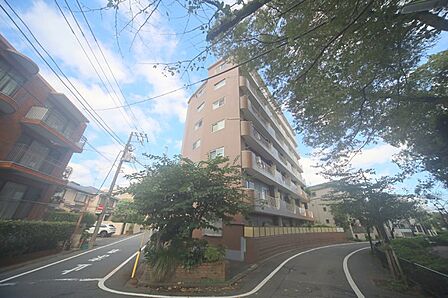 閑静な住宅地につき、住環境良好でございます♪